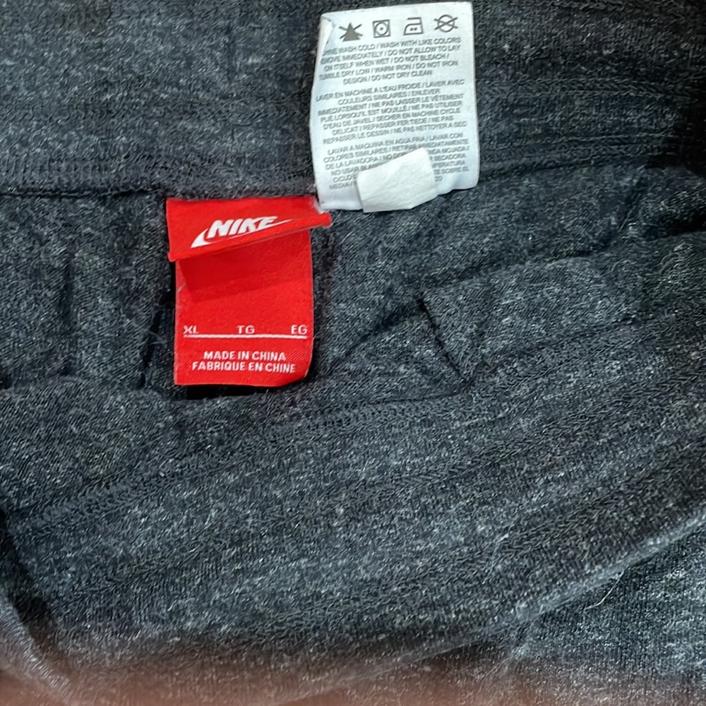 Sweatpants - Picture 2 of 2